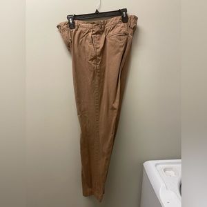 Vineyard vines breaker pants. Brown.